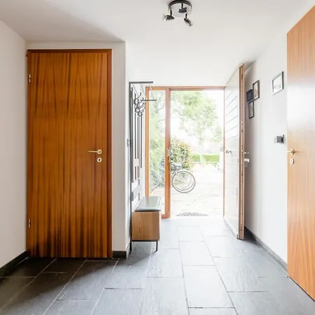 منزل للإقامة Garden Jacuzzi & Dry Sauna In Vintage Oasis With Bikes *